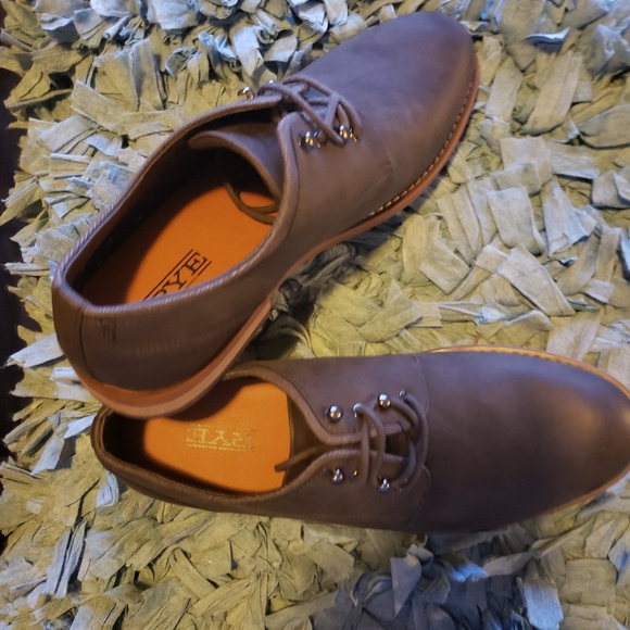 Men\'s shoes